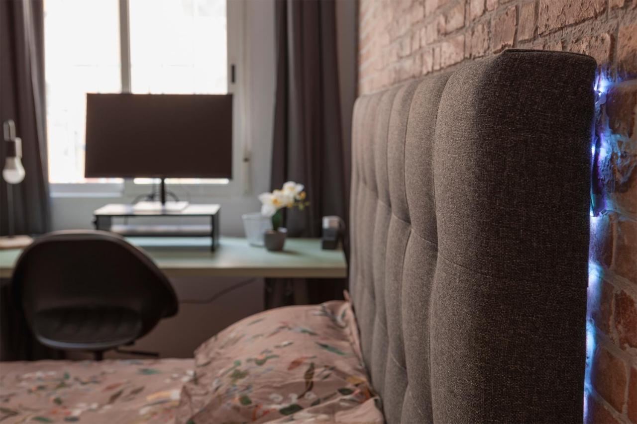 Luxury Artistic Digital Nomad 2 Bedroom W/Terrace Valencia Luaran gambar