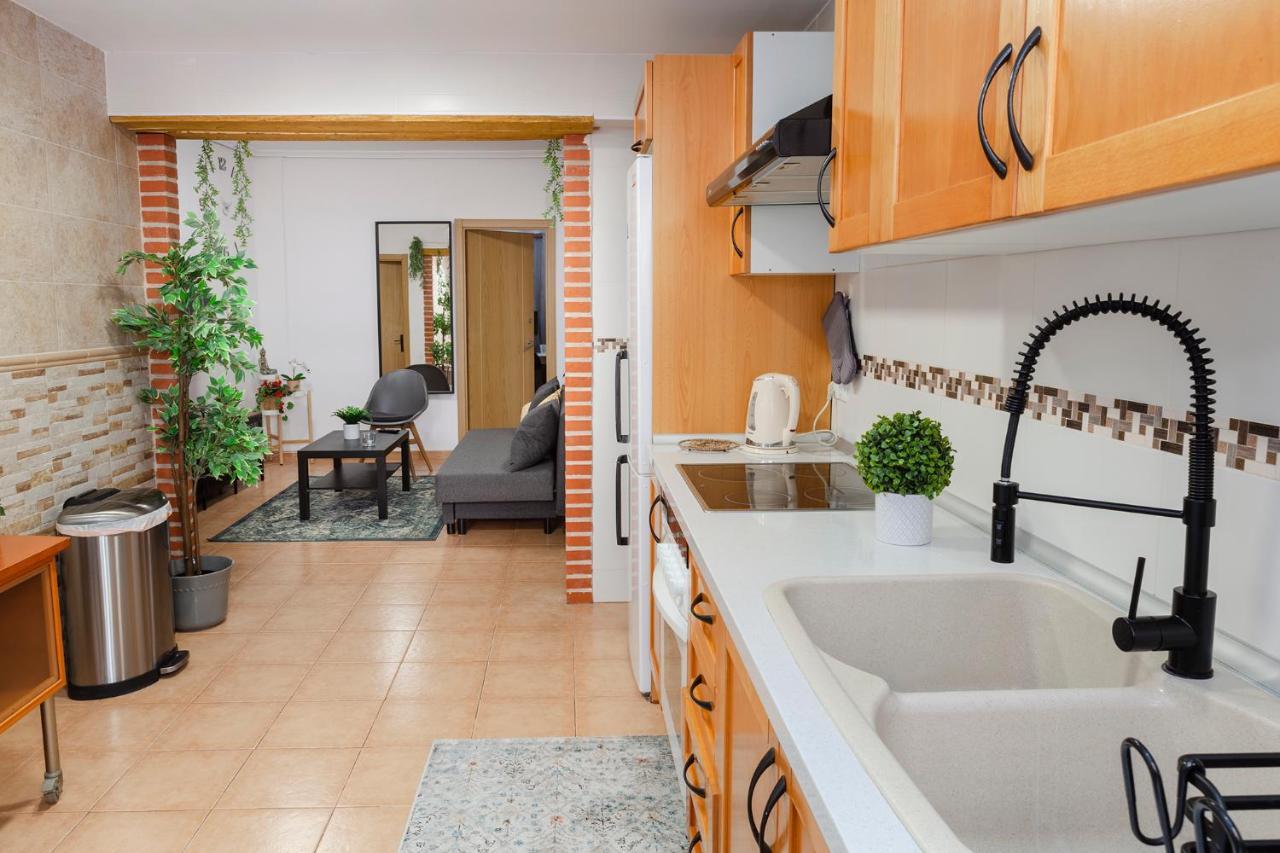 Luxury Artistic Digital Nomad 2 Bedroom W/Terrace Valencia Luaran gambar